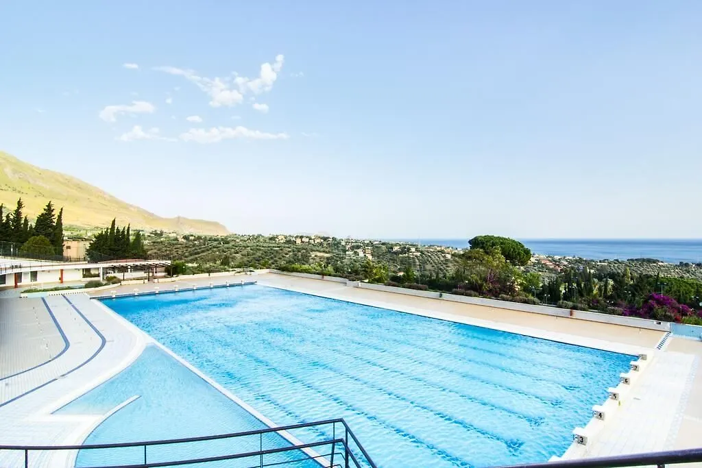 فندق Torre Artale Relais تْرابْيا
